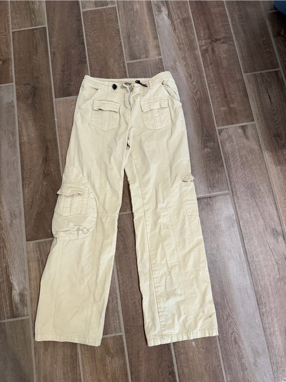 Brandy Melville Cream Womens Cargo Pants